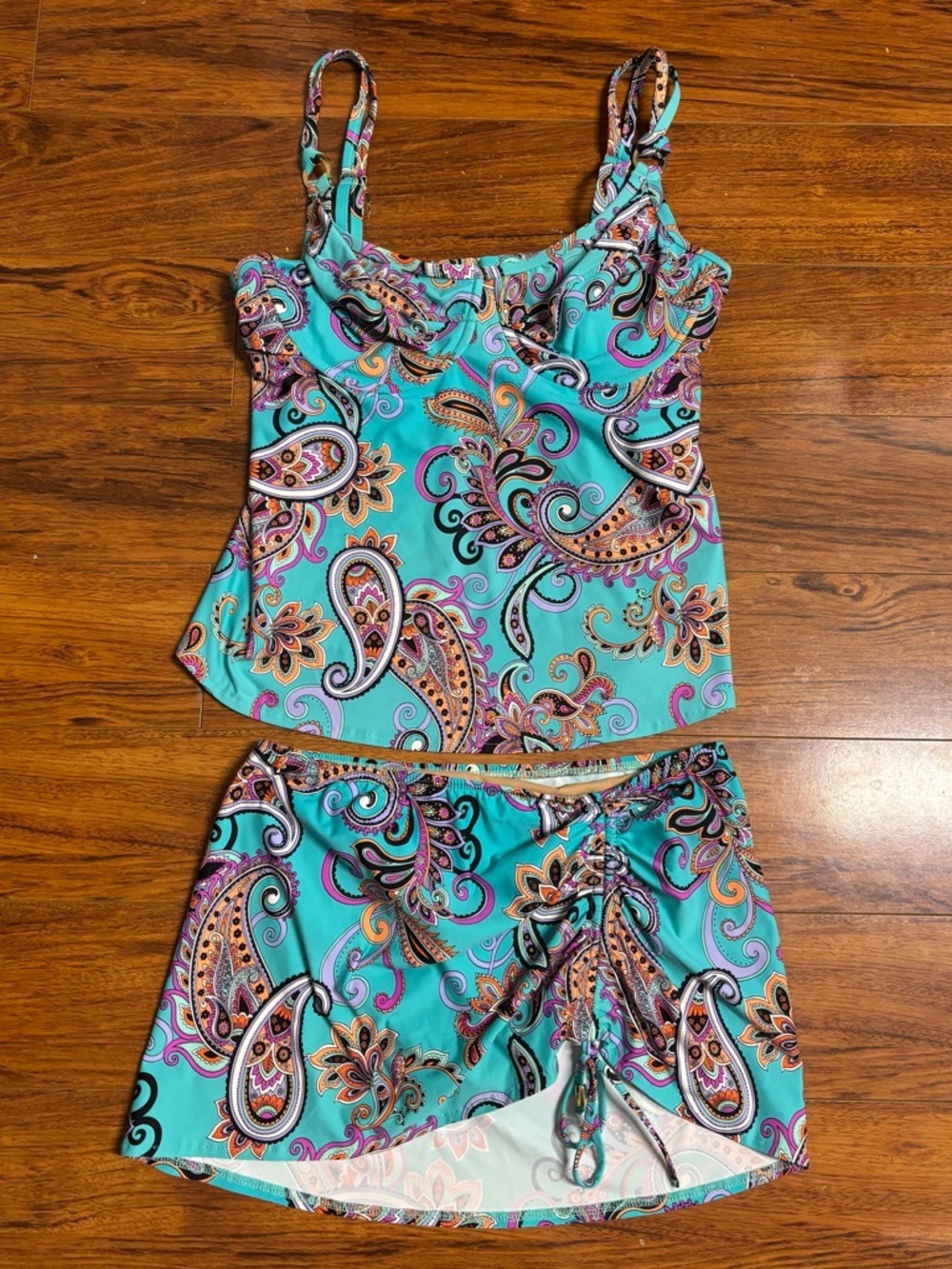***NWOT***Tara Grinna Women’s Turquoise Paisley Tankini Set - Swim Top & Skirt